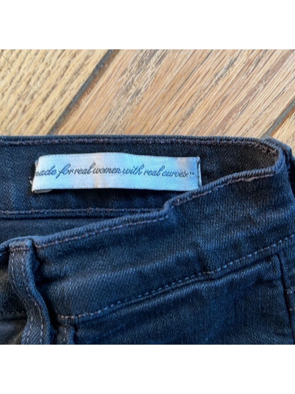 Not Your Daughter's Jeans Black Embellished Pockets - Picture 4 of 10